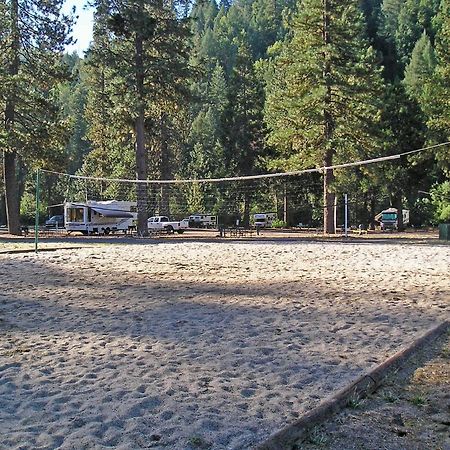 Yosemite Lakes Cottage 49 Harden Flat Exterior photo